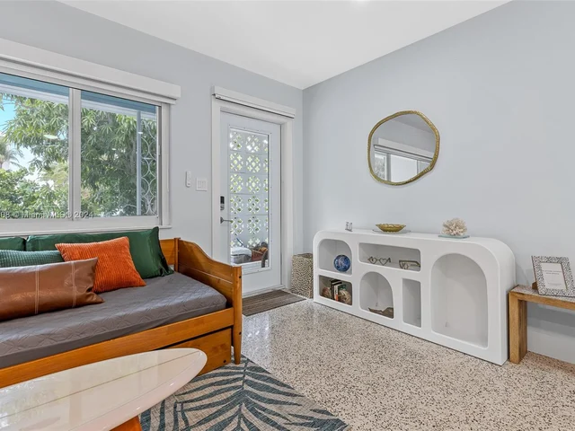 340 Bamboo Rd, Palm Beach Shores FL 33404