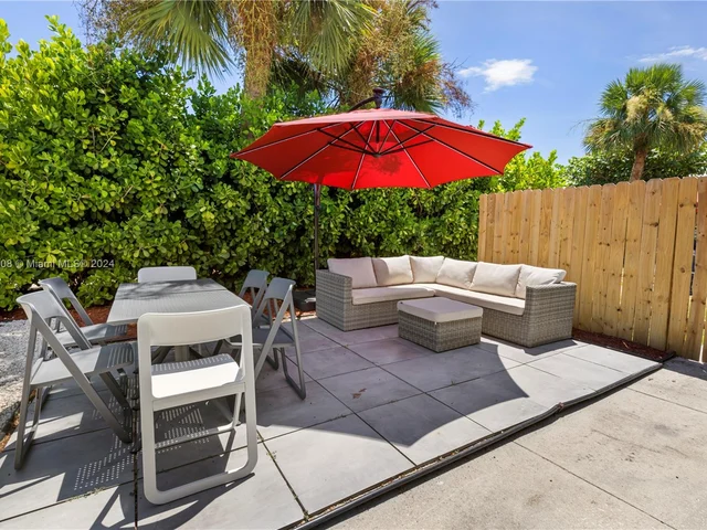 340 Bamboo Rd, Palm Beach Shores FL 33404