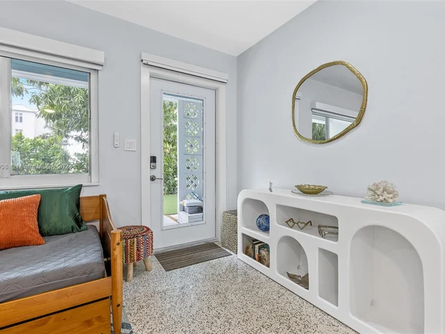 340 Bamboo Rd, Palm Beach Shores FL 33404