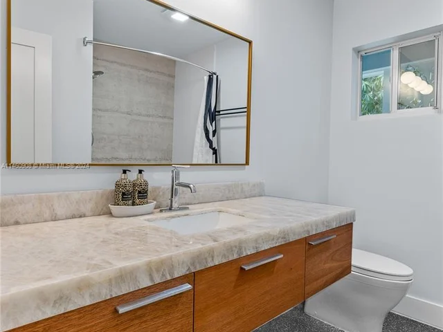 340 Bamboo Rd, Palm Beach Shores FL 33404