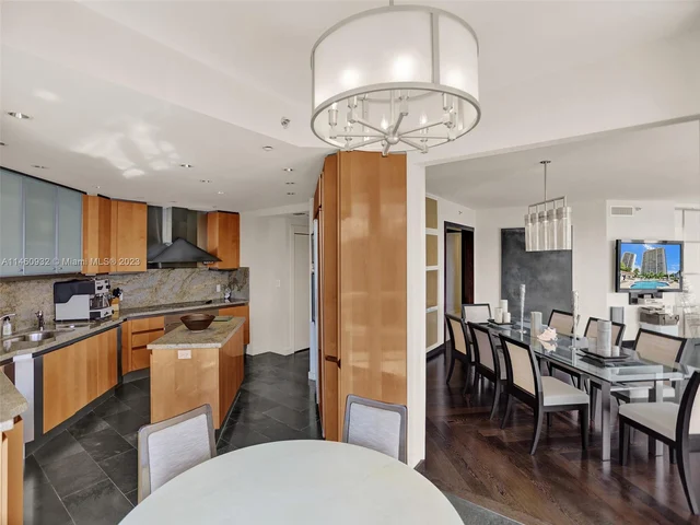 2600 Island Blvd # 1601, Aventura FL 33160