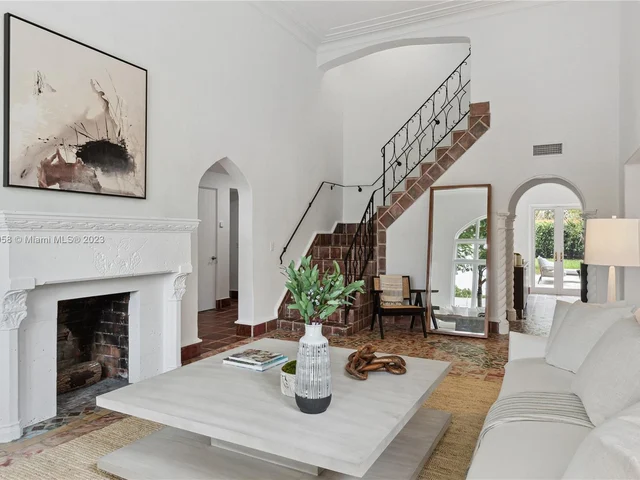 319 Mendoza Ave, Miami FL 33134