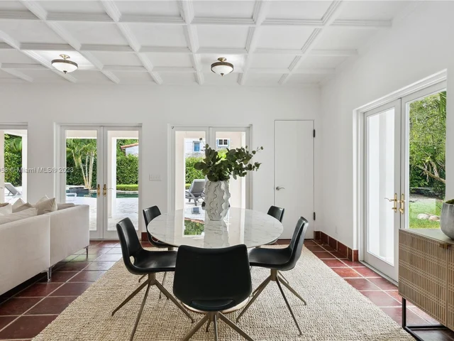 319 Mendoza Ave, Miami FL 33134