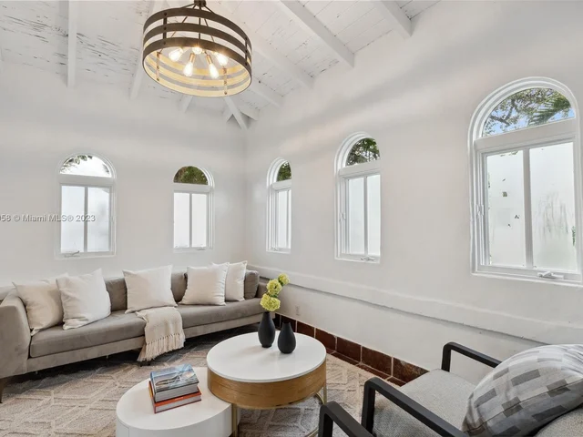 319 Mendoza Ave, Miami FL 33134