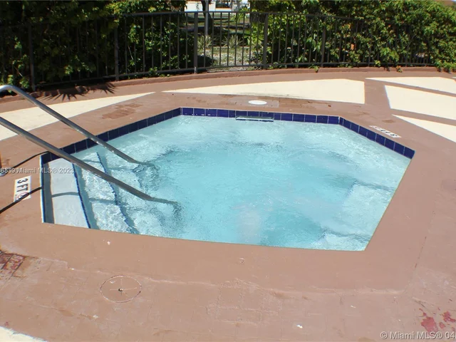 17011 N Bay Rd # 111, Sunny Isles Beach FL 33160