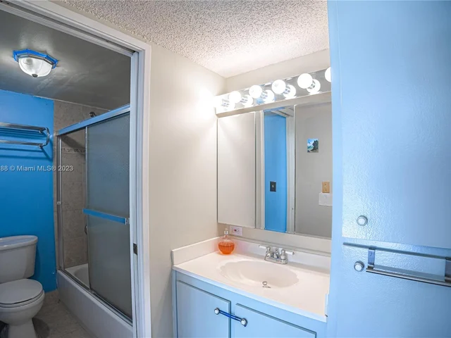17011 N Bay Rd # 111, Sunny Isles Beach FL 33160