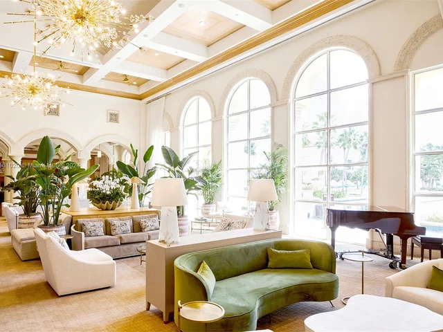 781 Crandon Blvd # 106, Key Biscayne FL 33149