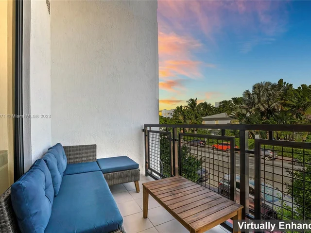 1030 15th St # 203, Miami Beach FL 33139