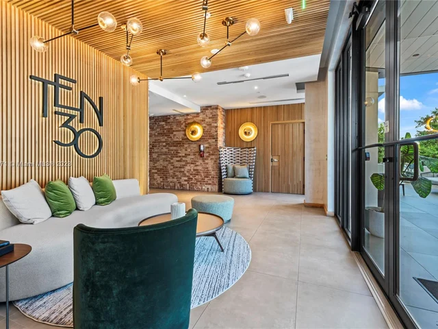 1030 15th St # 203, Miami Beach FL 33139