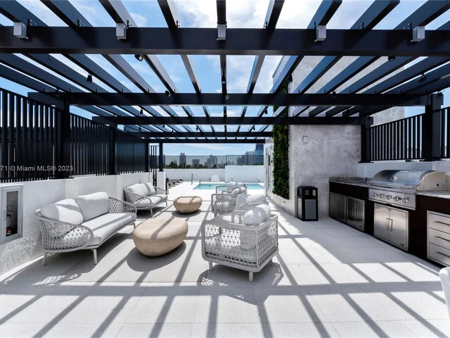 1030 15th St # 203, Miami Beach FL 33139