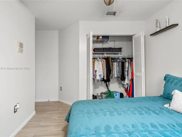 7251 SW 158th Pl, Miami FL 33193