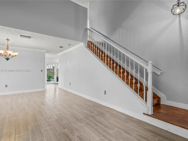 7251 SW 158th Pl, Miami FL 33193