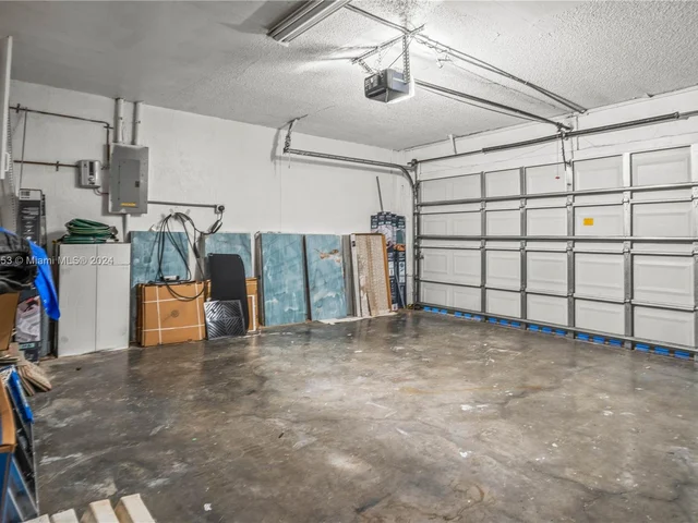 7251 SW 158th Pl, Miami FL 33193