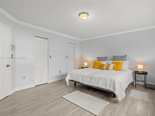 7251 SW 158th Pl, Miami FL 33193