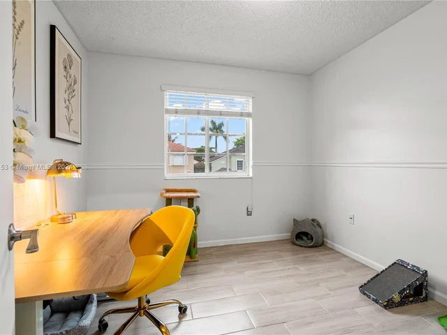 7251 SW 158th Pl, Miami FL 33193