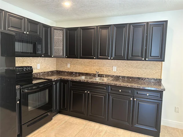 87 NE 12th Ave # 87, Homestead FL 33030