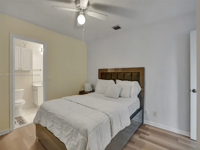 1588 SW 191st Ave, Pembroke Pines FL 33029