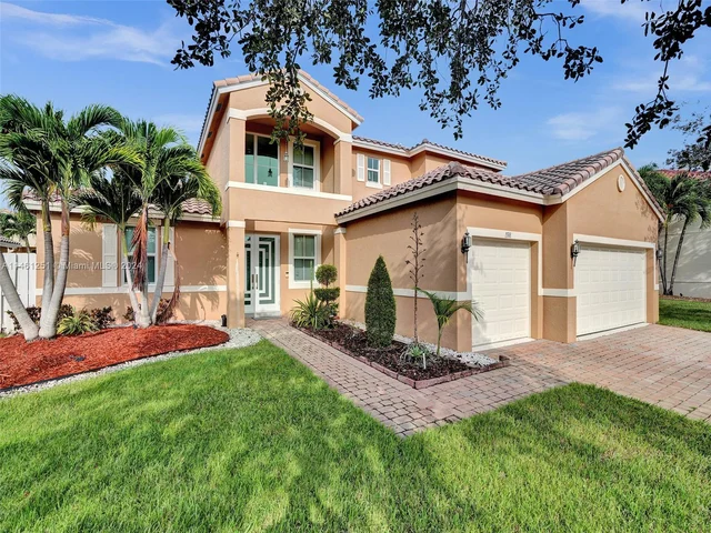 1588 SW 191st Ave, Pembroke Pines FL 33029