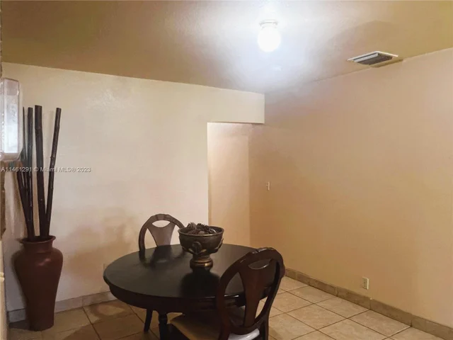 2301 NW 3rd St, Pompano Beach FL 33069