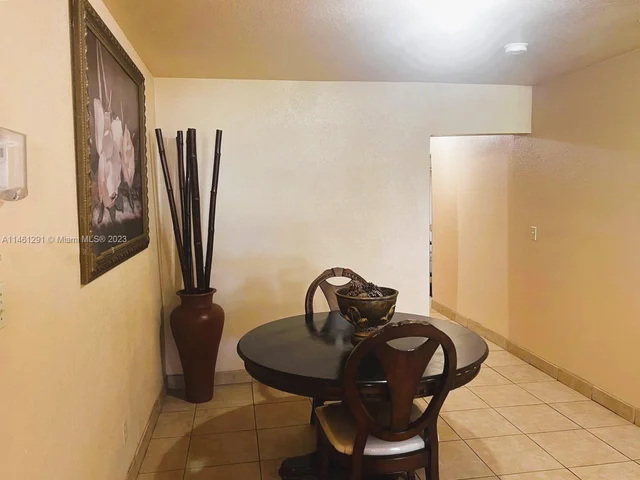 2301 NW 3rd St, Pompano Beach FL 33069