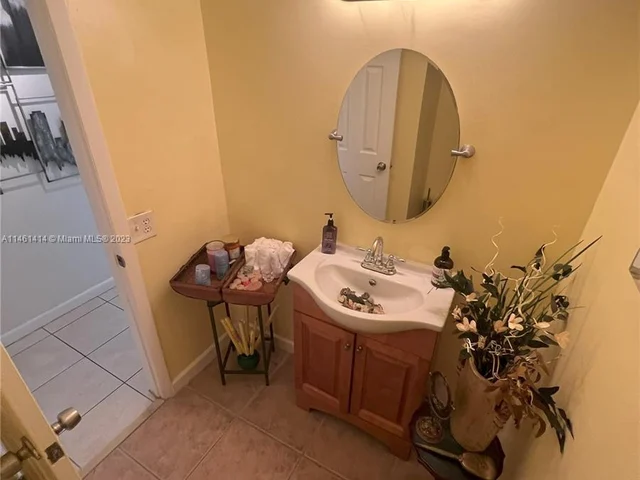 9892 NW 14th Ct # 174, Pembroke Pines FL 33024