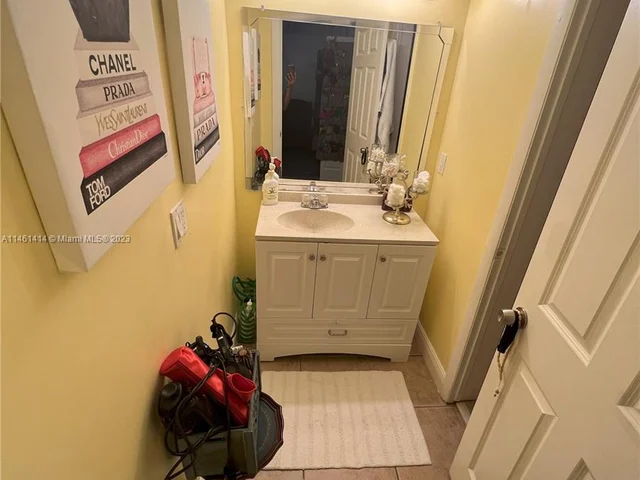 9892 NW 14th Ct # 174, Pembroke Pines FL 33024