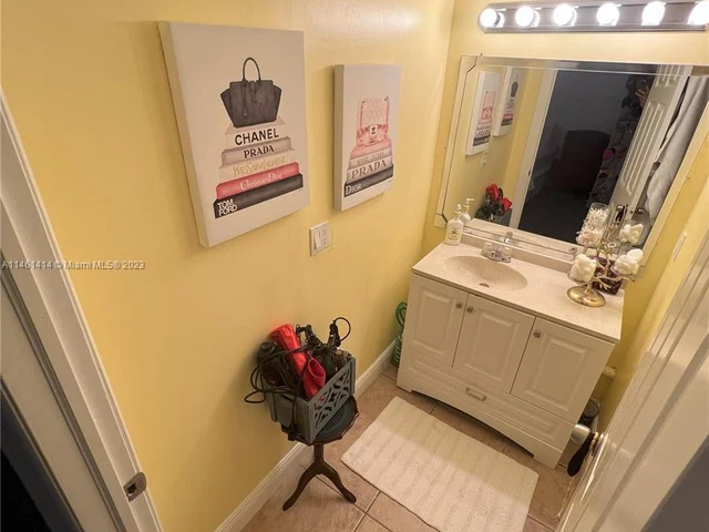 9892 NW 14th Ct # 174, Pembroke Pines FL 33024