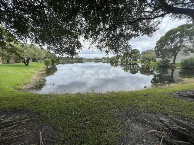 9892 NW 14th Ct # 174, Pembroke Pines FL 33024