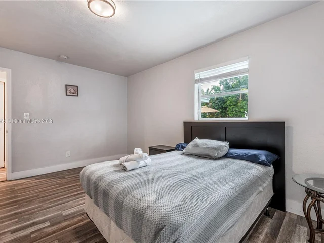 1805 N 23rd Ave, Hollywood FL 33020