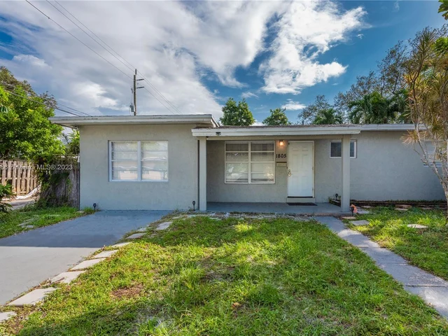 1805 N 23rd Ave, Hollywood FL 33020