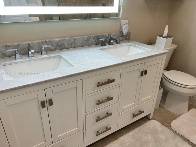 121 Tacoma Ln # 121, Palm Beach Shores FL 33404