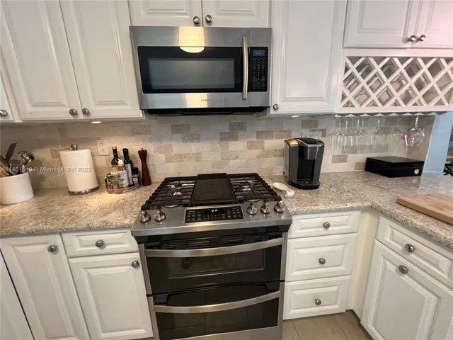 121 Tacoma Ln # 121, Palm Beach Shores FL 33404