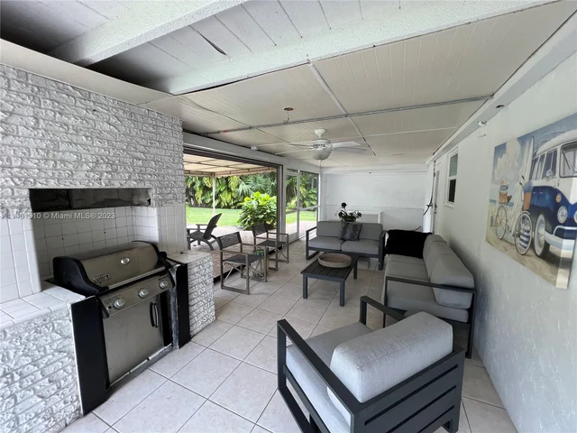 121 Tacoma Ln # 121, Palm Beach Shores FL 33404