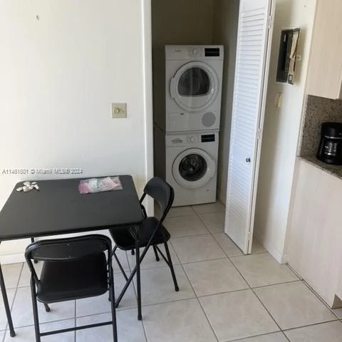 9801 Collins Ave, Bal Harbour FL 33154