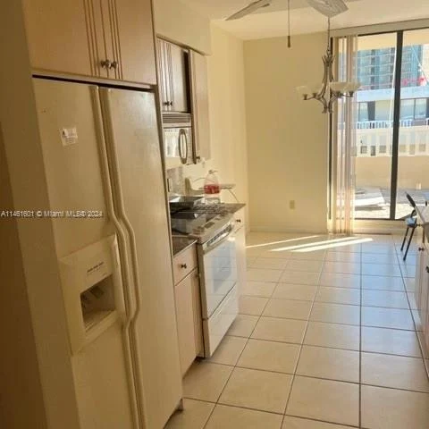 9801 Collins Ave, Bal Harbour FL 33154