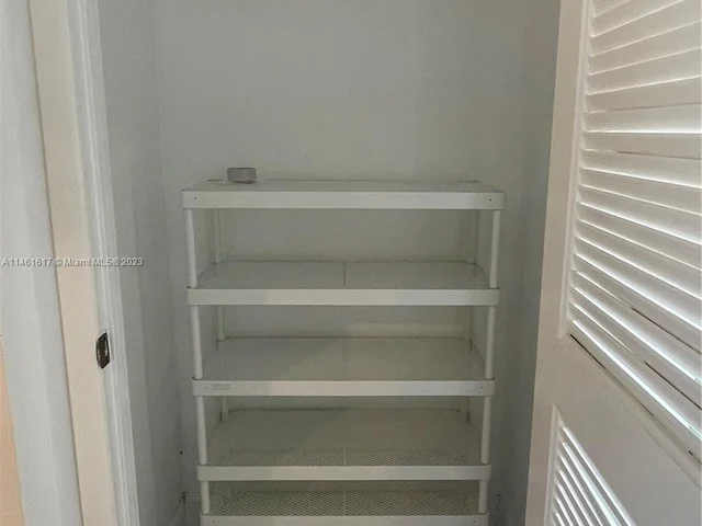 2309 S Cypress Bend Dr # 115B, Pompano Beach FL 33069