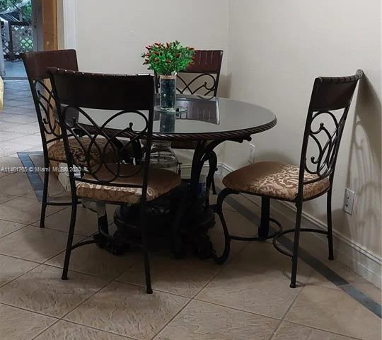 621 E 46th St, Hialeah FL 33013