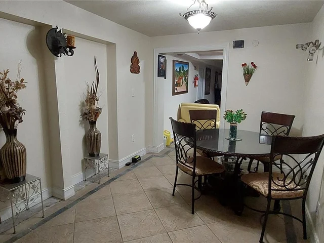 621 E 46th St, Hialeah FL 33013