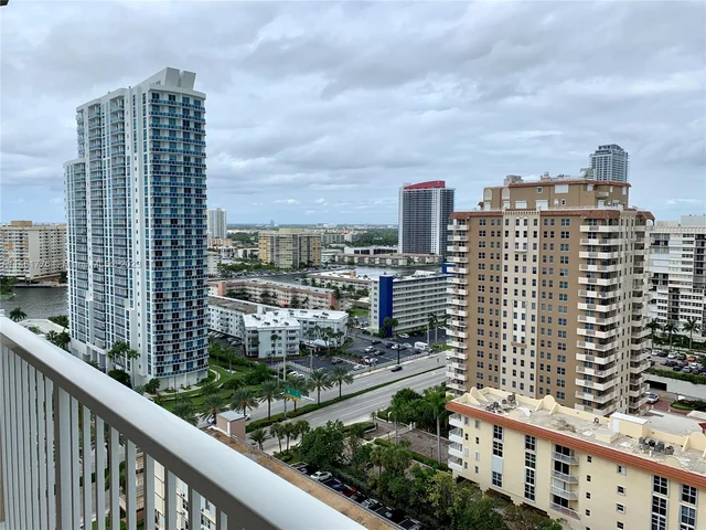 1950 S Ocean Dr # 18B, Hallandale Beach FL 33009