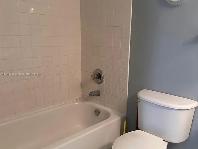 2899 Collins Ave # 1634, Miami Beach FL 33140