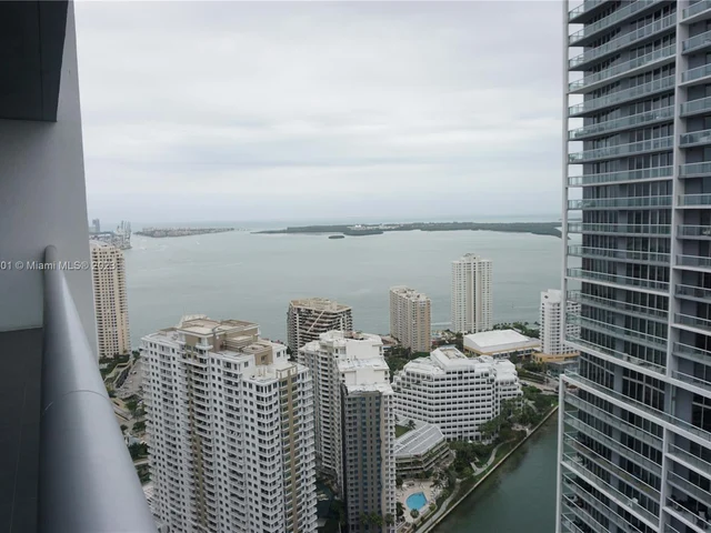 475 Brickell Ave # 4709, Miami FL 33131