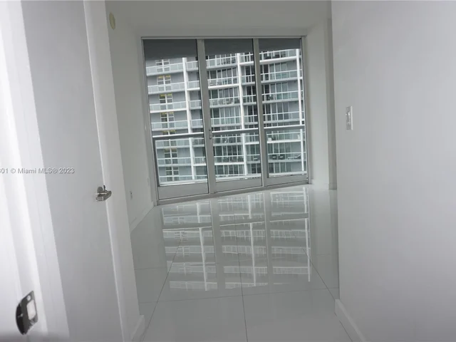 475 Brickell Ave # 4709, Miami FL 33131