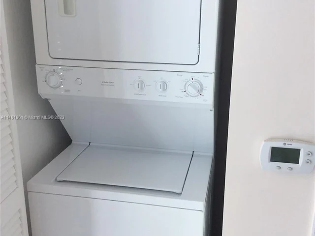 475 Brickell Ave # 4709, Miami FL 33131