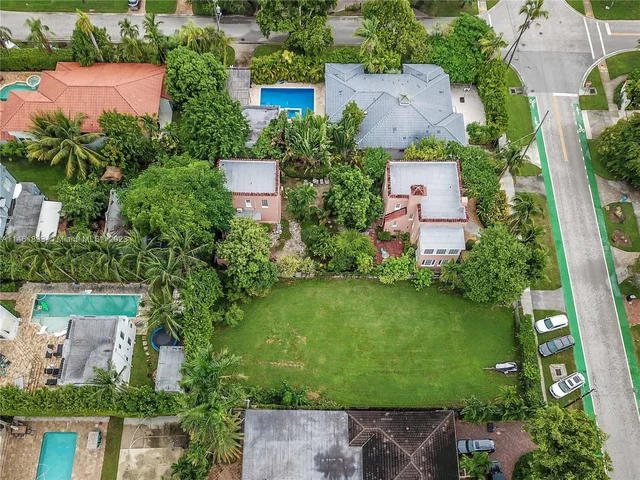 3476 Prairie Ave, Miami Beach FL 33140