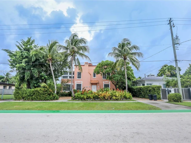 3476 Prairie Ave, Miami Beach FL 33140