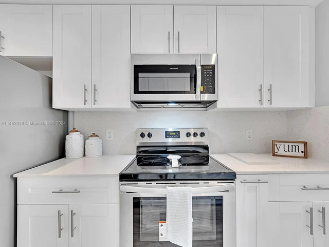 1600 SW 127th Way # 304C, Pembroke Pines FL 33027