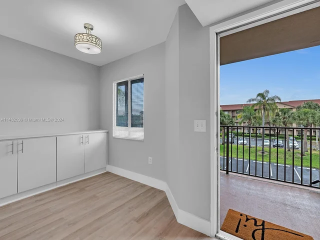 1600 SW 127th Way # 304C, Pembroke Pines FL 33027