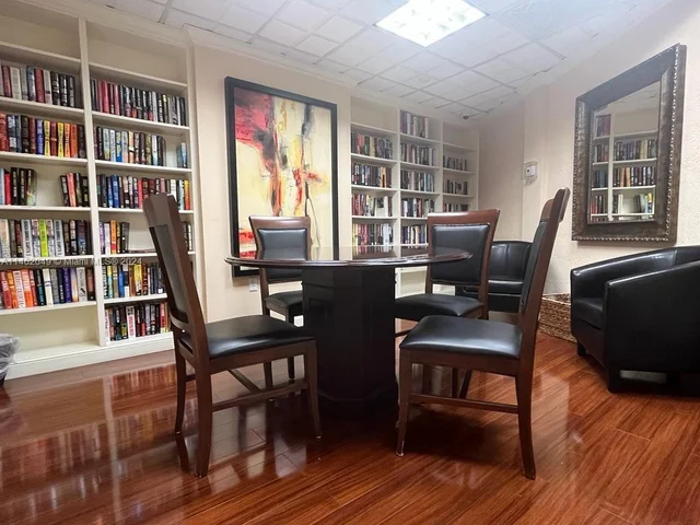 3530 Mystic Pointe Dr # 1213, Aventura FL 33180