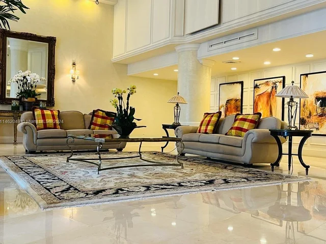 3530 Mystic Pointe Dr # 1213, Aventura FL 33180