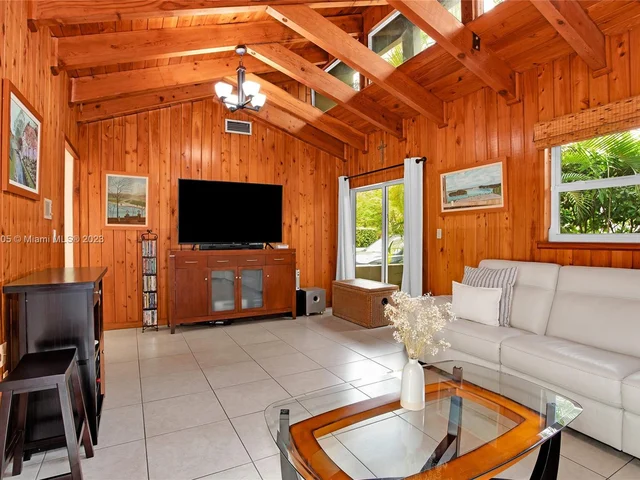 1015 Venetia Ave, Coral Gables FL 33134